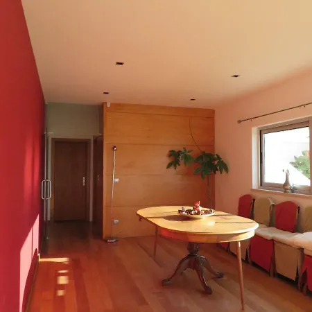 Casa Da Murtinheira * 基亚尤什